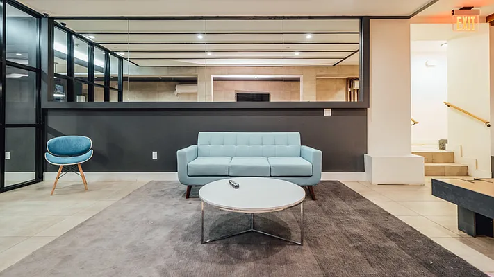 Rented by Nooklyn NYC LLC | media 42