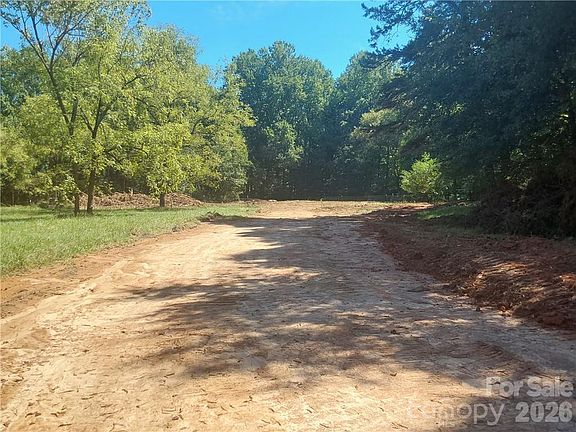 5th image of 1209 Requa Rd