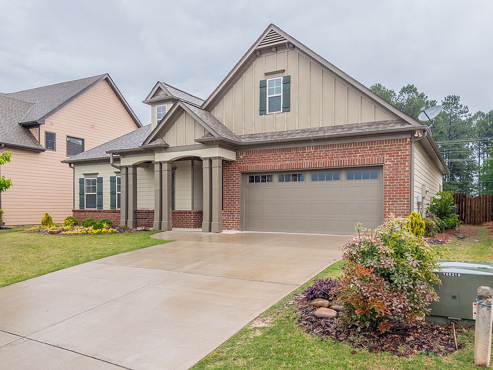 1st image of 4574 Bagwell Dr