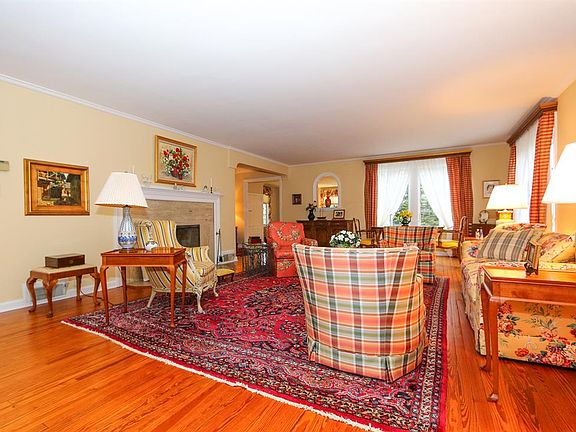 5th image of 354 Compton Hills Dr