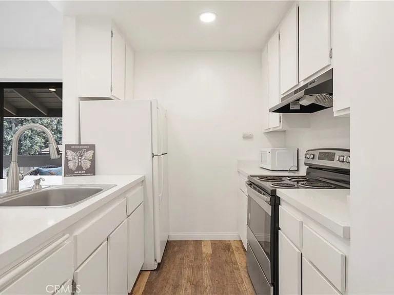 262 Streamwood — Photo 152