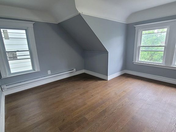 4th image of 36 Tremont St #3A