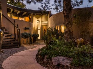 6839 Guadalupe Trl NW, Albuquerque, NM 87107