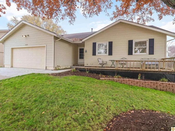 2404 Circletown Pl, Bellevue, NE 68123