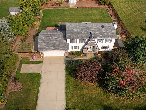 3rd image of 477 Schooner Ln