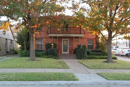 5718 Penrose Ave #D Photo 1