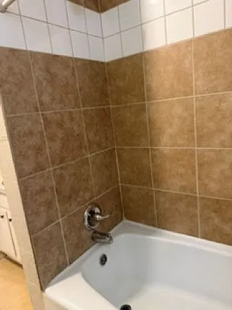 2 bed, 1020 sqft, $950 — Photo 4