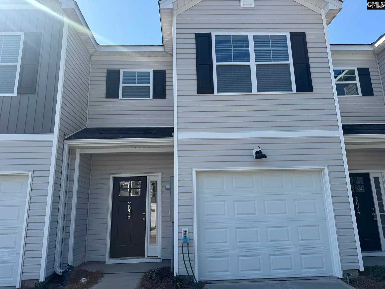 3 bed, 1362 sqft, $1,895 — Photo 1