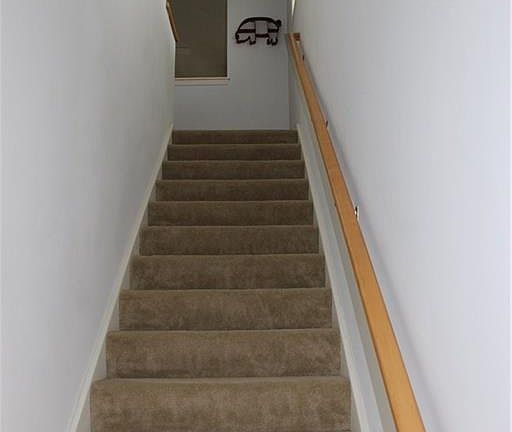 3rd image of 1801 Greymoor Way