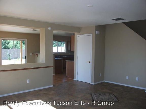5th image of 1055 W Calle Puesta Del Sol