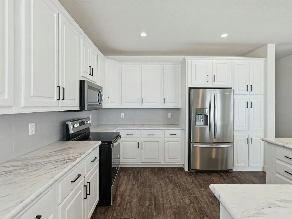 2 bed, 2.0 bath, 1608 sqft, $1,800 — Photo 2