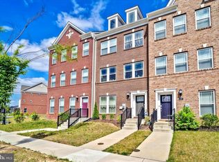 4195 Jk Rowling Ct, White Plains, MD 20695