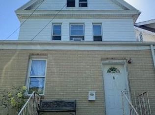 8616 162nd St, Jamaica, NY