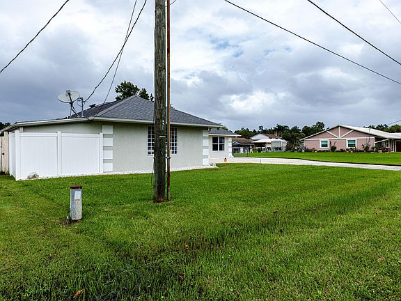 3rd image of 122 Palm Trl