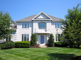 2 Sunset Ct, West Windsor, NJ 08550