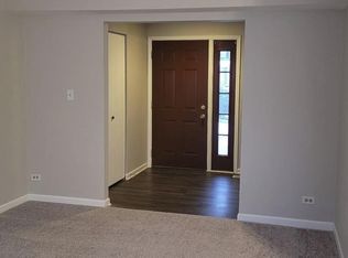 1876 Appaloosa Dr, Naperville, IL 60565