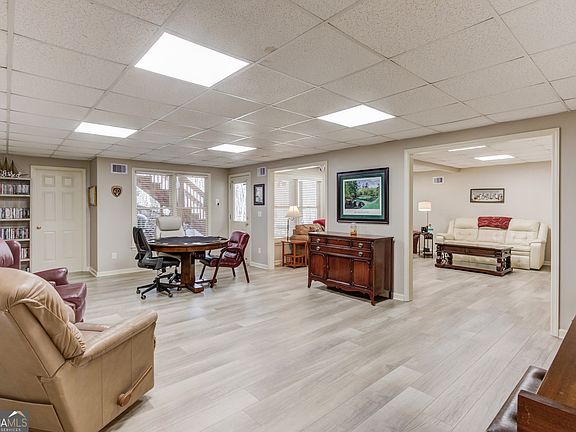 5th image of 8012 Cypress Point