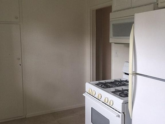 2nd image of 307 Avenue H
