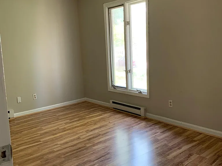 4804 Yorkwood Dr — Photo 4