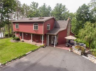 6 Circle Dr, Walden, NY 12586