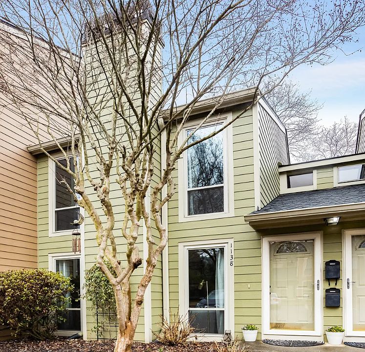 1st image of 1138 Riverbend Club Dr SE