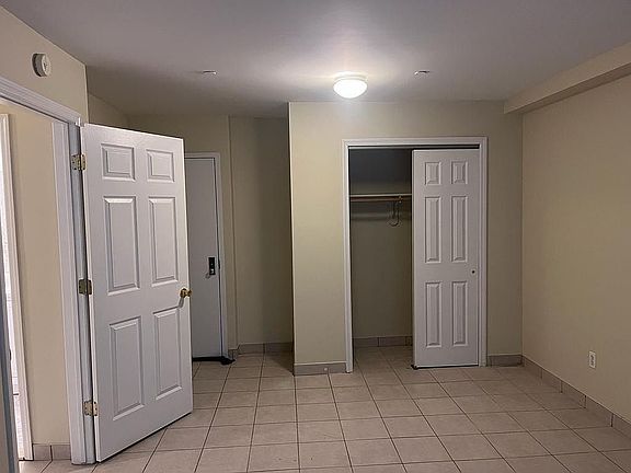 3rd image of 12-32 31st Dr #5