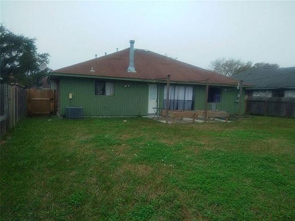 5th image of 1928 Sugarloaf Dr