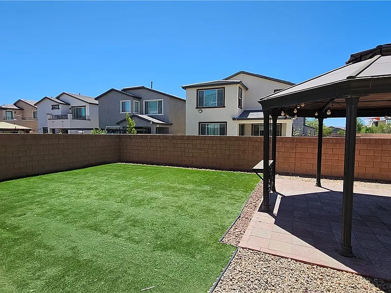 8685 Sparrow Desert Ave — Photo 27