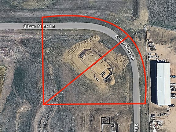 5th image of 10 Silver Mine Ln