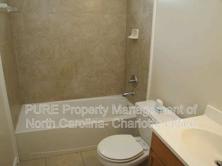 680 Tulsa Ct NW — Photo 2