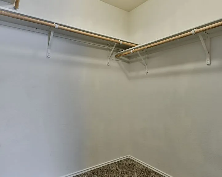 4600 Donegal Bay Ct — Photo 25