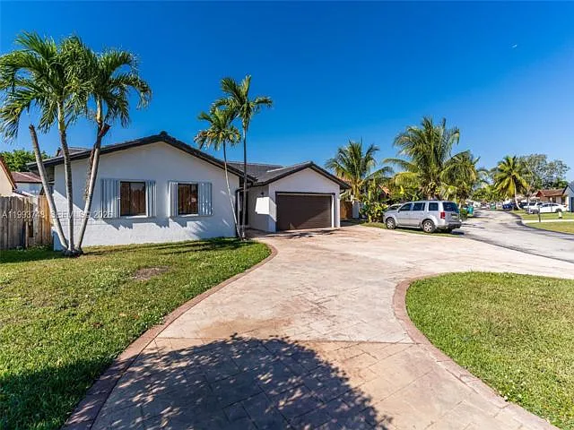 10290 SW 145th Pl — Photo 13