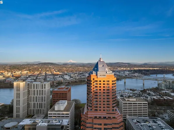 1414 SW 3rd Ave APT 2301, Portland, OR 97201