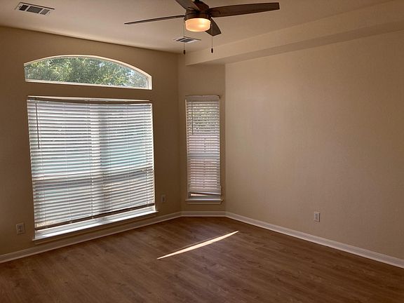 5th image of 4212 Bent Wood Ct