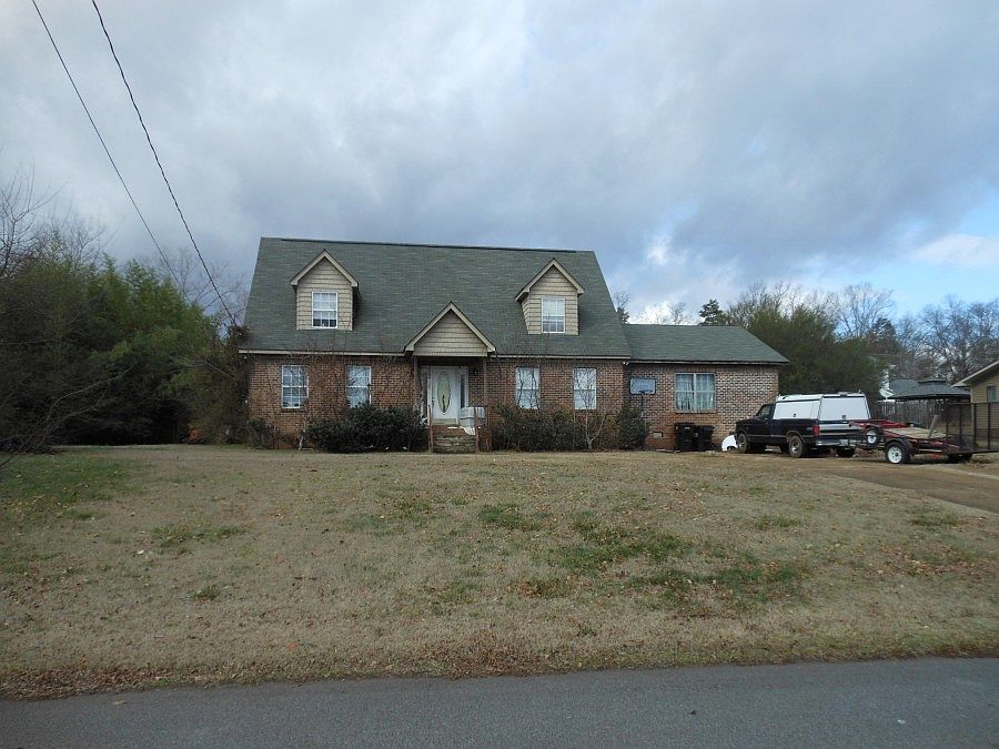 1st image of 8349 Savannah Ln