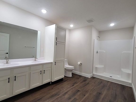 4th image of 1803 Stingley Rd