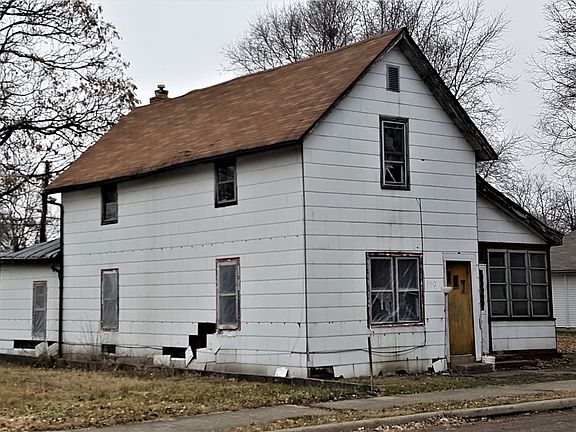 2nd image of 1442 Tippecanoe St