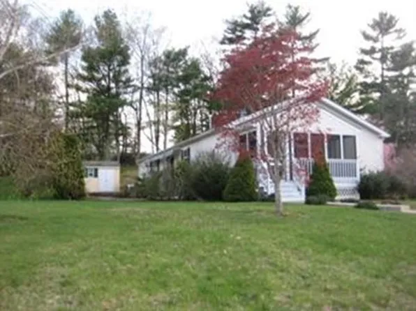 40 Lyn Ln, Middleboro, MA 02346