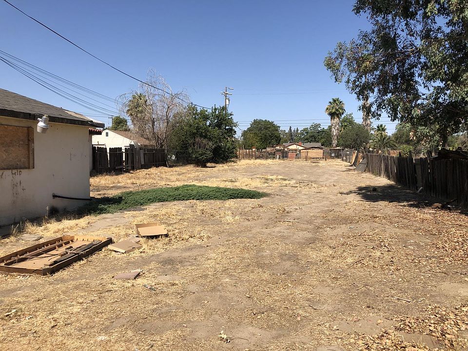 2nd image of V St
