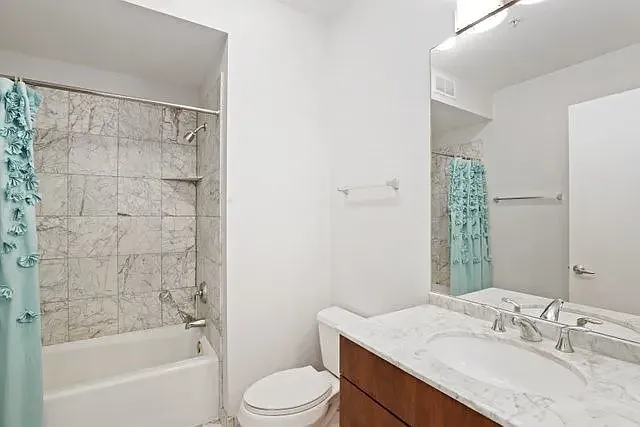 565 W Quincy St #1013 — Photo 12