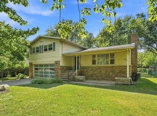 3350 Maple Ln, Saint Joseph, MI 49085