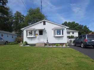 66 Paradise St, Chicopee, MA 01020