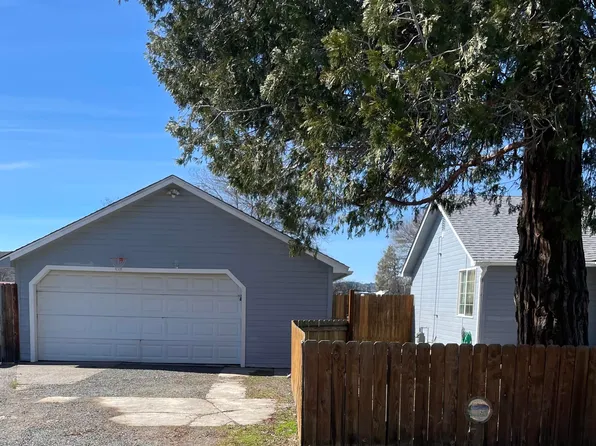 3842 Austin St, Klamath Falls, OR 97603