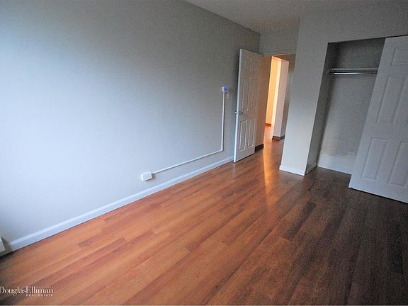 5th image of 540 Main St APT 428