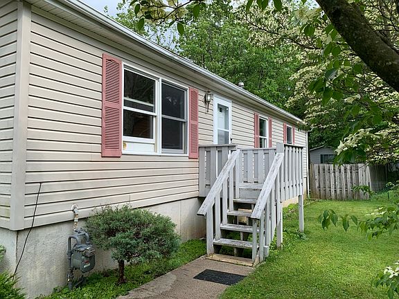 3rd image of 109 Ghaner Dr