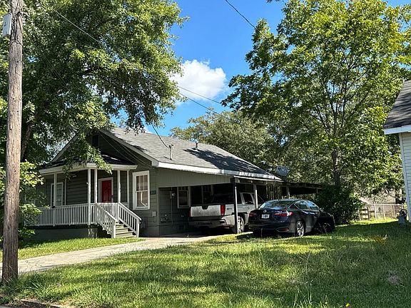 2nd image of 312 Main St