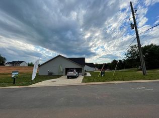 1202 Foster Rd, Inman, SC 29349