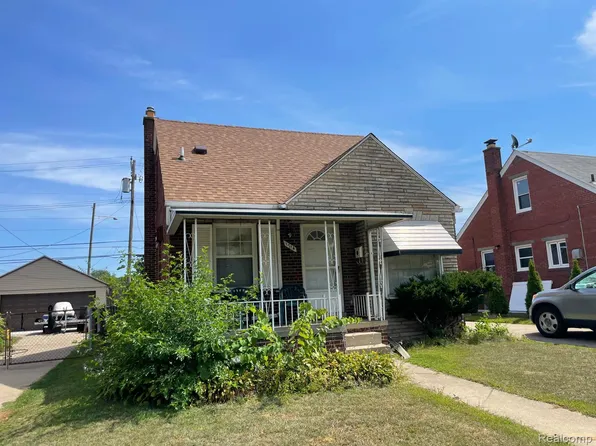 1714 Mayburn St, Dearborn, MI 48128