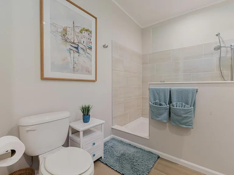 11596 Palm Dr — Photo 36