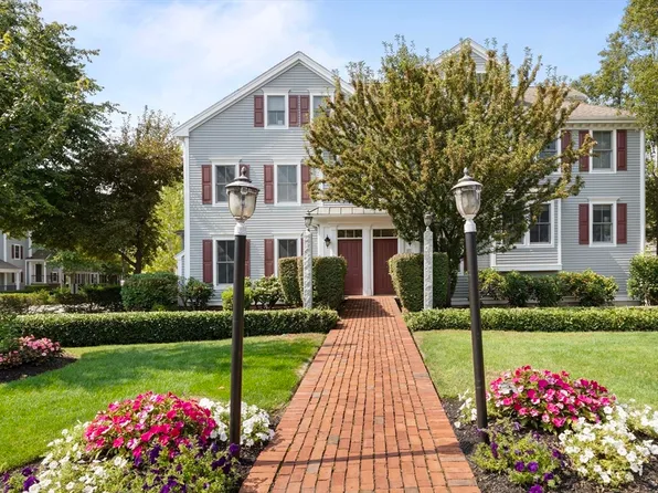 756 Washington St Unit A, Canton, MA 02021